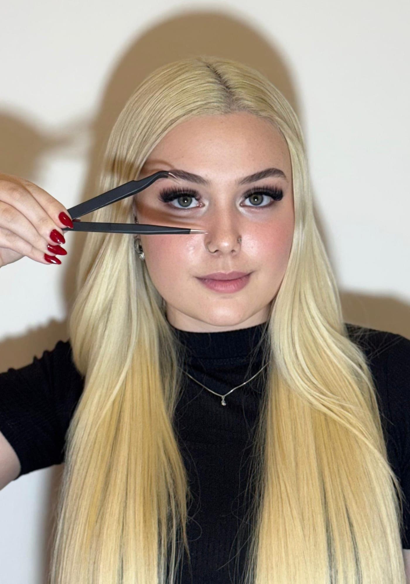 Leticia Benevenuto - Lash & Brow Designer